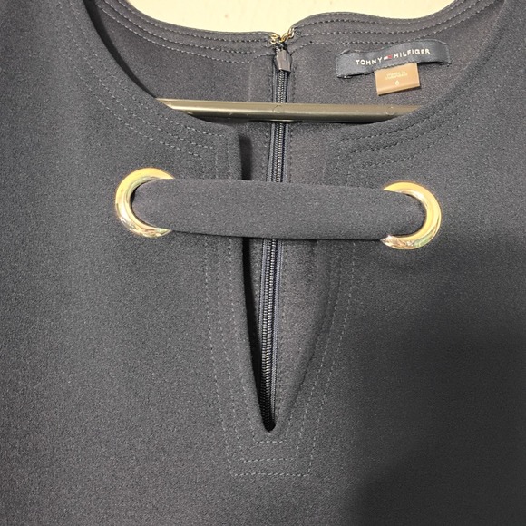 Tommy Hilfiger Women's Size 6 Navy Blue V-Neck Sheath Dress‎ w/Gold Grommets - Picture 5 of 8